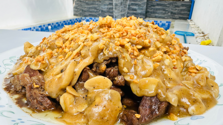 Beef with Garlic and Mushroom Recipe (Filipino Style) – Tender Beef in Rich Mushroom Gravy