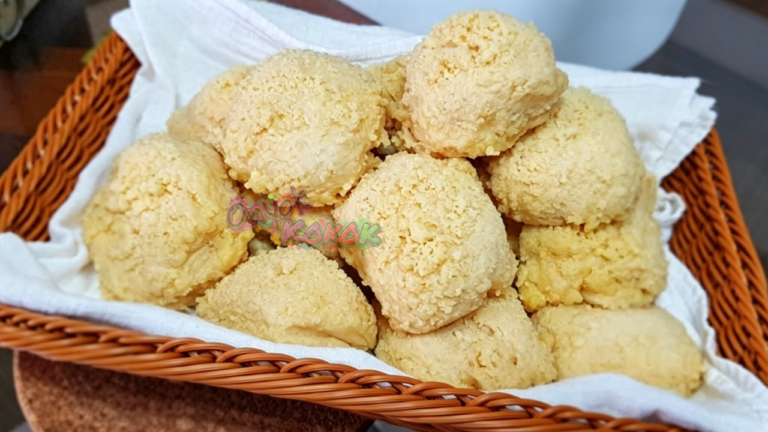 Pinoy Cheese Bread Recipe (Soft, Buttery & Cheesy Bakery-Style Bread)