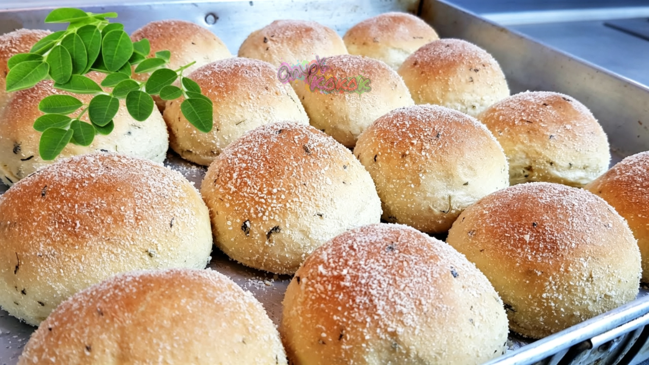 Malunggay Pandesal recipe